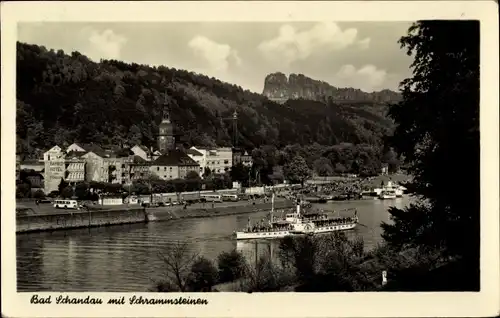 Ak Bad Schandau Sächsische Schweiz, Ortsansicht mit Schrammsteinen