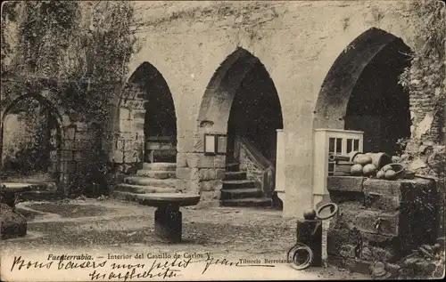 Ak Hondarribia Fuenterrabia Baskenland, Schloss Carlos, Innenhof