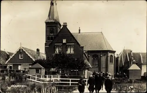 Ak Marken Nordholland Niederlande, Teilansicht, Kirche