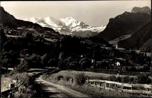 Ak Reichenbach im Kandertal Kanton Bern, Panorama mit Blümlisalp, Bachfluh und Aermighorn