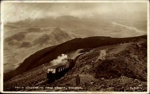 Ak Snowdon Wales, Train Descending from Summit