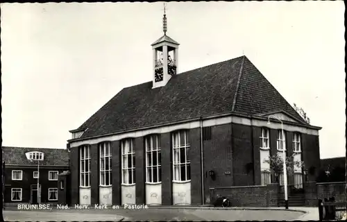 Ak Bruinisse Zeeland, N. H. Kirche, Pastorat