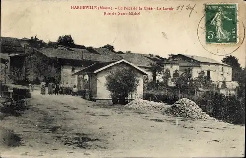 Ak Hargeville Meuse, Rue de Saint Michel, Pont de la Chee