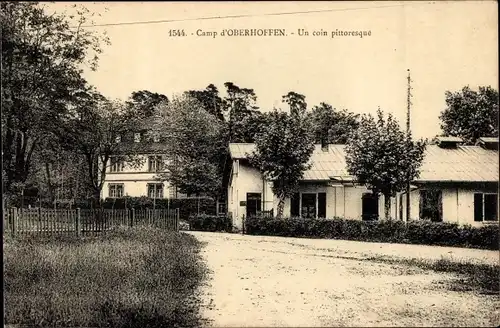 Ak Oberhoffen Oberhofen Elsass Bas Rhin, Camp, Eine malerische Ecke