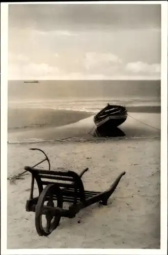 Ak Scharbeutz in Ostholstein, Strand, Boot, Schubkarren