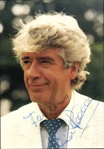 Ak Schauspieler und Showmaster Rudi Carrell, Portrait, Autogramm, Krawatte