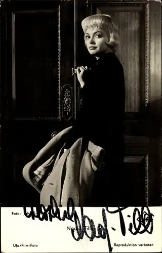 Ak Schauspielerin Nadja Tiller, Portrait, Autogramm