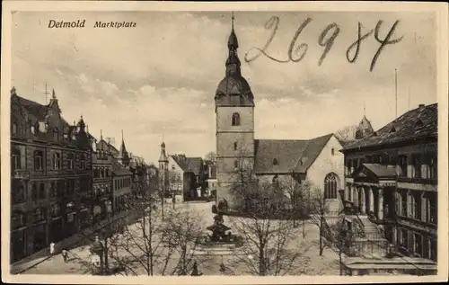 Ak Detmold in Nordrhein Westfalen, Marktplatz, Kirche
