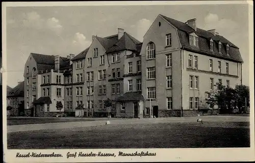 Ak Niederzwehren Kassel in Hessen, Graf Haeseler Kaserne, Mannschaftshaus