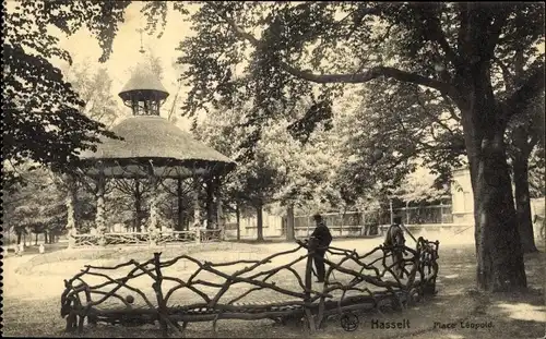 Ak Hasselt Flandern Limburg, Place Leopold