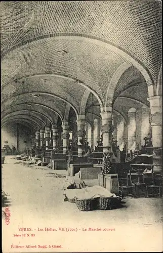 Ak Ypres Westflandern, Les Halles, Le Marché couvert, Markthallen