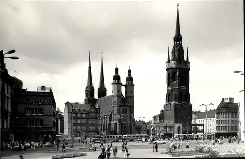 Ak Halle an der Saale, Marktplatz, Kirche, Turm