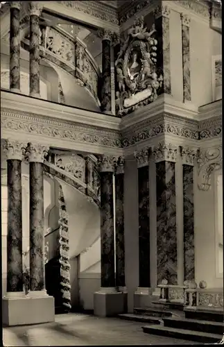 Ak Eisenberg in Thüringen, Schlosskirche, Wendeltreppe und Epitaph