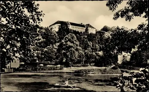 Ak Waltershausen in Thüringen, Schloss mit Gondelteich