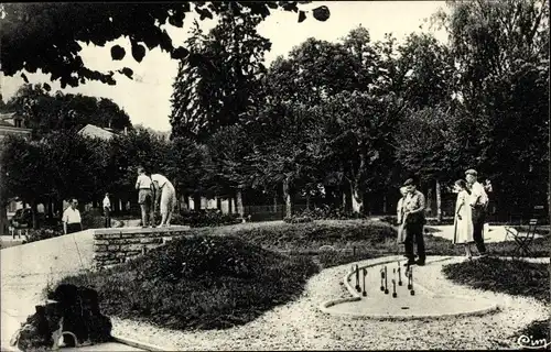 Ak Bourbonne les Bains Haute Marne, Place d'Orfeuil, Le Golf