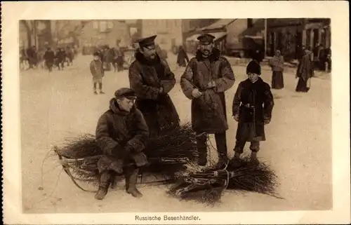 Ak Russische Typen, Besenhändler, Männer, Kinder, Volkstrachten
