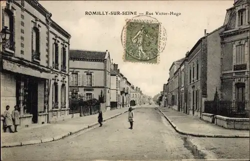 Ak Romilly sur Seine Aube, Rue Victor-Hugo