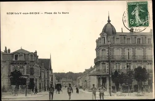 Ak Romilly sur Seine Aube, Place de la Gare