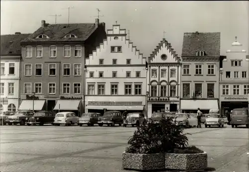 Ak Greifswald, Platz der Freundschaft, Reisebüro, Buchhandlung