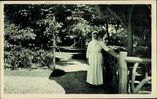 Ak Paris XIII, Krankenhausschule der FHV für Militärverwundete, Frau Genine, Direktorin