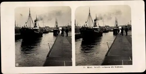 Stereo Ak Kiel, Schiffe verlassen die Schleuse