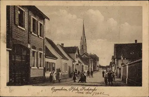 Ak Oggersheim Ludwigshafen am Rhein Rheinland Pfalz, Parkstraße mit Blick zur Kirche, Anwohner