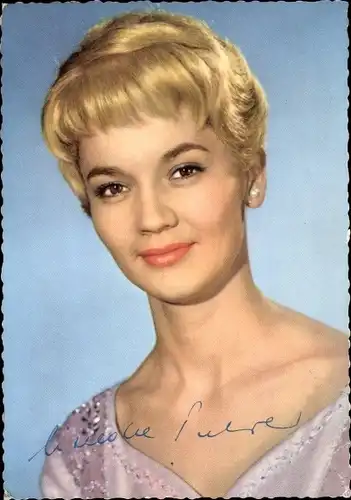 Ak Schauspielerin Liselotte Pulver, Portrait, Autogramm