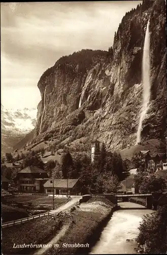 Ak Lauterbrunnen Kanton Bern, Ansicht mit Staubbach