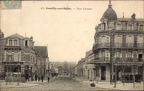 Ak Romilly sur Seine Aube, Rue Carnot