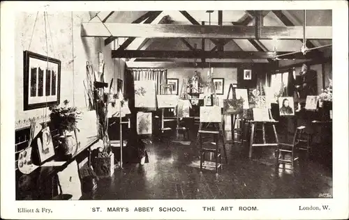Ak Mill Hill London City England, Saint Mary's Abbey School, The Art Room