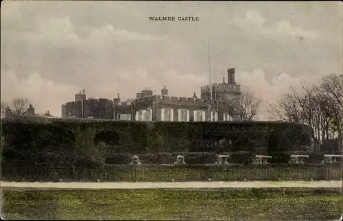 Ak Walmer Kent England, Castle