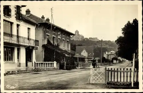 Ak Dun sur Meuse, die Passage nach Nivea