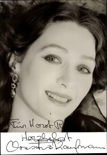 Ak Schauspielerin Christine Kaufmann, Portrait, Autogramm