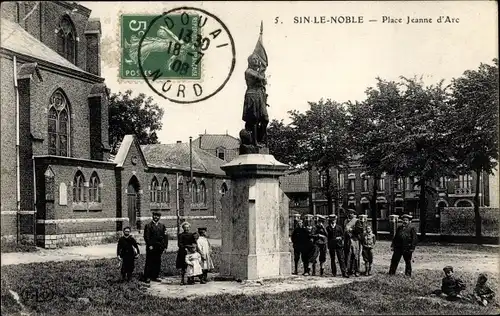 Ak Sin le Noble Nord, Platz Jeanne d'Arc, Denkmal