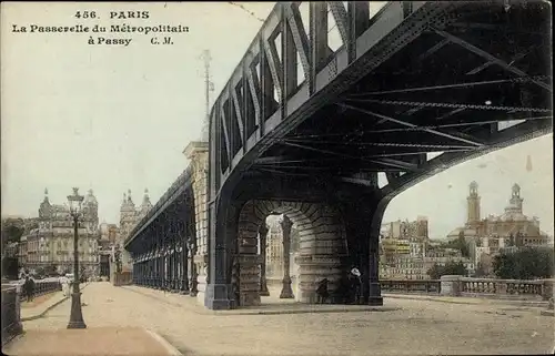 Ak Paris XVI Passy, Metropolitan-Fußgängerbrücke