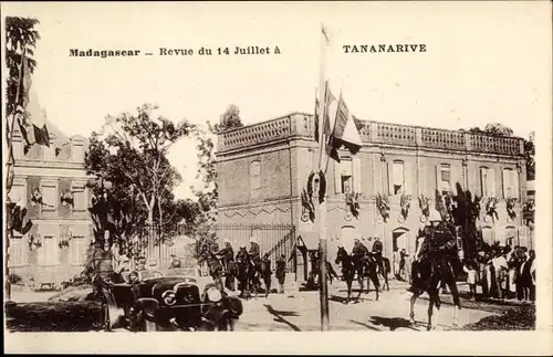 Ak Antananarivo Tananarive Madagaskar, Parade zum 14. Juli