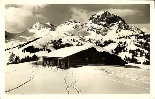 Ak Gstaad Saanen Kanton Bern, Blick vom Eggli, Winter