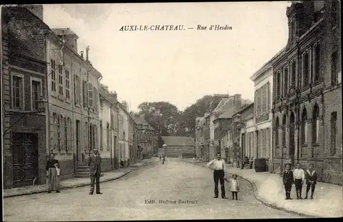 Ak Auxi le Château Pas de Calais, Rue d&#39;Hesdin