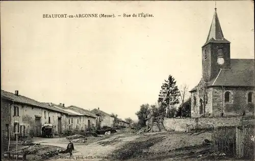 Ak Beaufort in Argonne Meuse, Rue de l&#39;Eglise