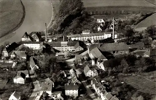 Ak Fürstenberg an der Weser, ehem. Herzogl. Braunschweigische Porzellanmanufaktur, Fliegeraufnahme