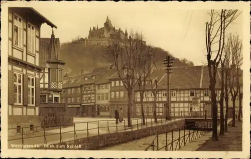 Ak Wernigerode im Harz, Schloss, Fachwerkhäuser