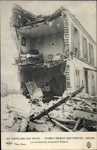 Ak Paris, Les Zeppelins sur Paris, Crimes odieux des Pirates Roches, La maison du brigadier Bidault