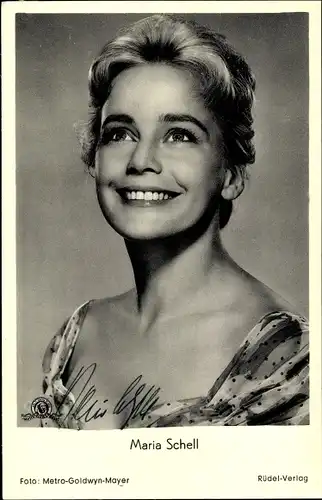 Ak Schauspielerin Maria Schell, Portrait, Metro Goldwyn Mayer, Autogramm