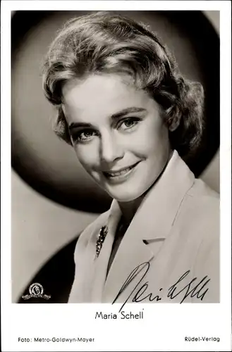 Ak Schauspielerin Maria Schell, Portrait, Metro Goldwyn Mayer, Autogramm