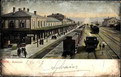 Ak Bebra an der Fulda in Hessen, Bahnhof, Gleise und Züge, Bahnsteig