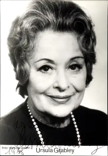 Ak Schauspielerin Ursula Grabley, Portrait, Autogramm