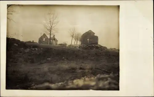 Foto Ak Frankreich, Hausruinen, Kriegszerstörungen, I WK