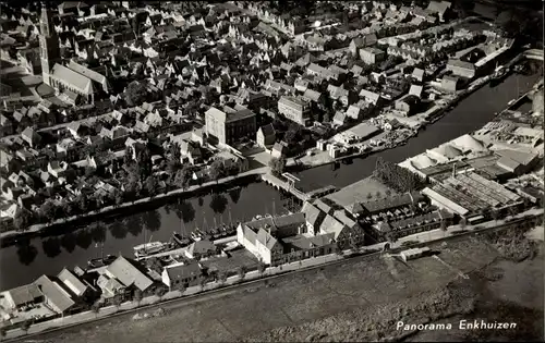 Ak Enkhuizen Nordholland Niederlande, Panorama, Fliegeraufnahme