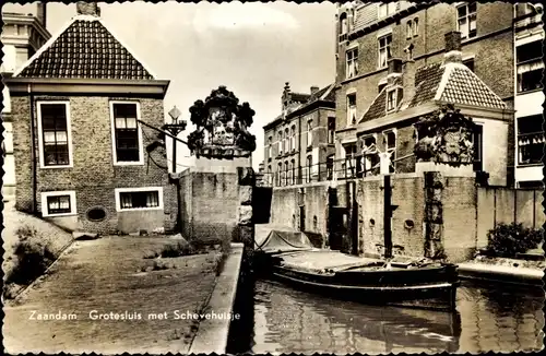 Ak Zaandam Zaanstad Nordholland, Schleuse, Schevehuisje