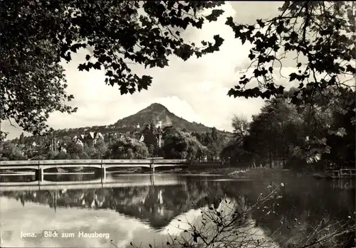 Ak Jena in Thüringen, Blick zum Hausberg, Brücke